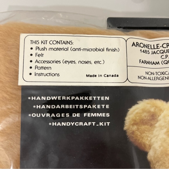 Vintage NIP  Aronelle Creations Le Suh Kreatief Sew & Stuff Kit BEAR Cda #6002 - Picture 2 of 8